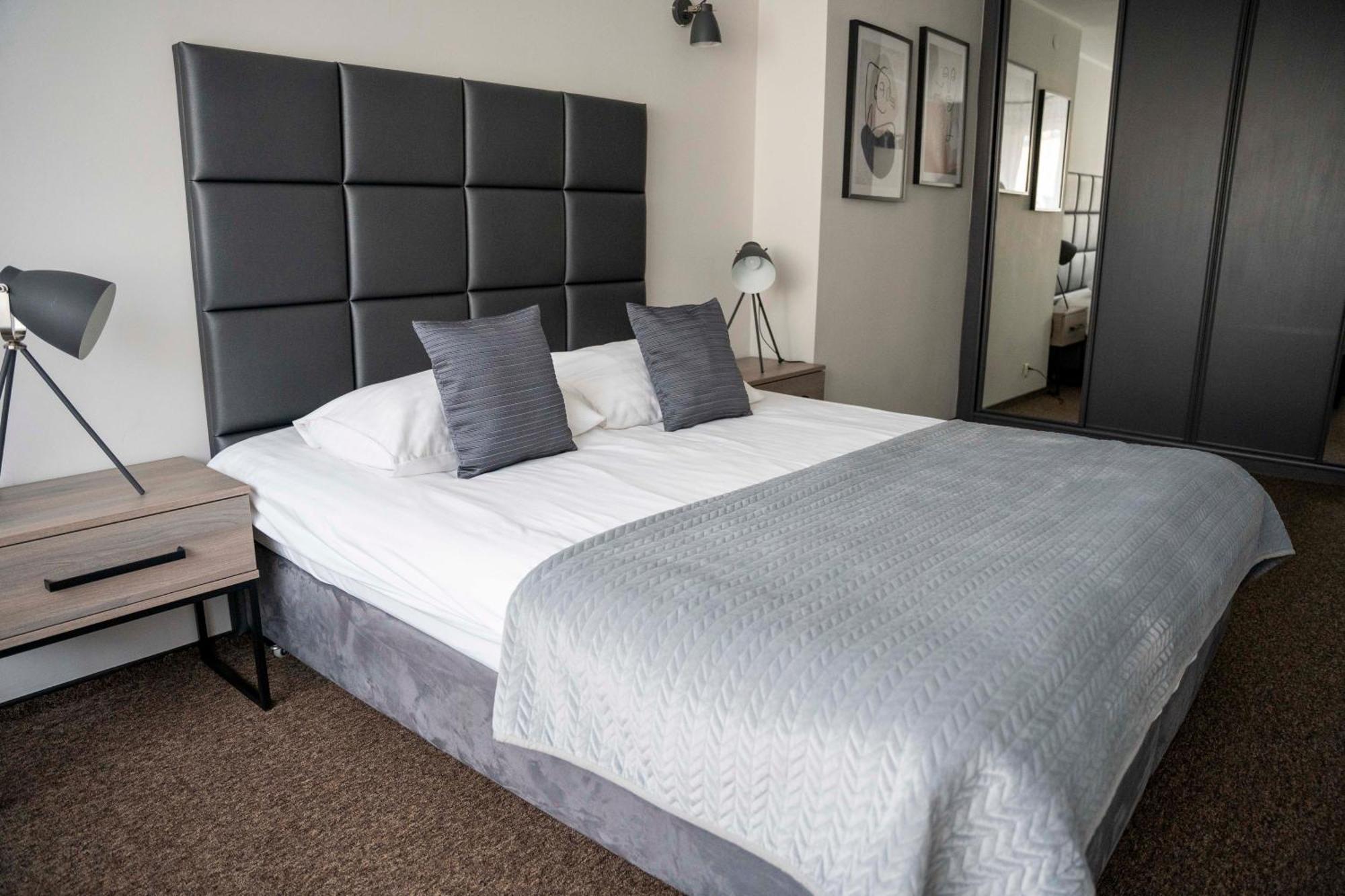 Lofft Hotel Ciechanów Δωμάτιο φωτογραφία